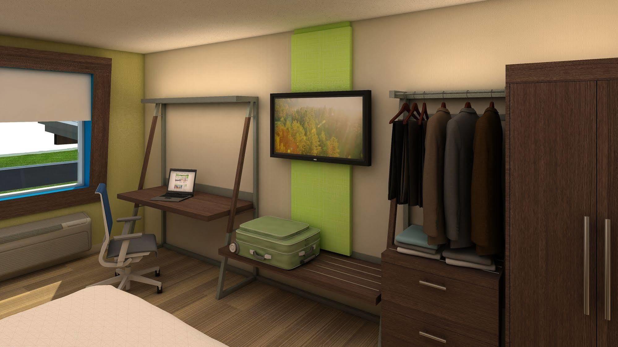 Holiday Inn Express & Suites - Commerce By Ihg Екстериор снимка